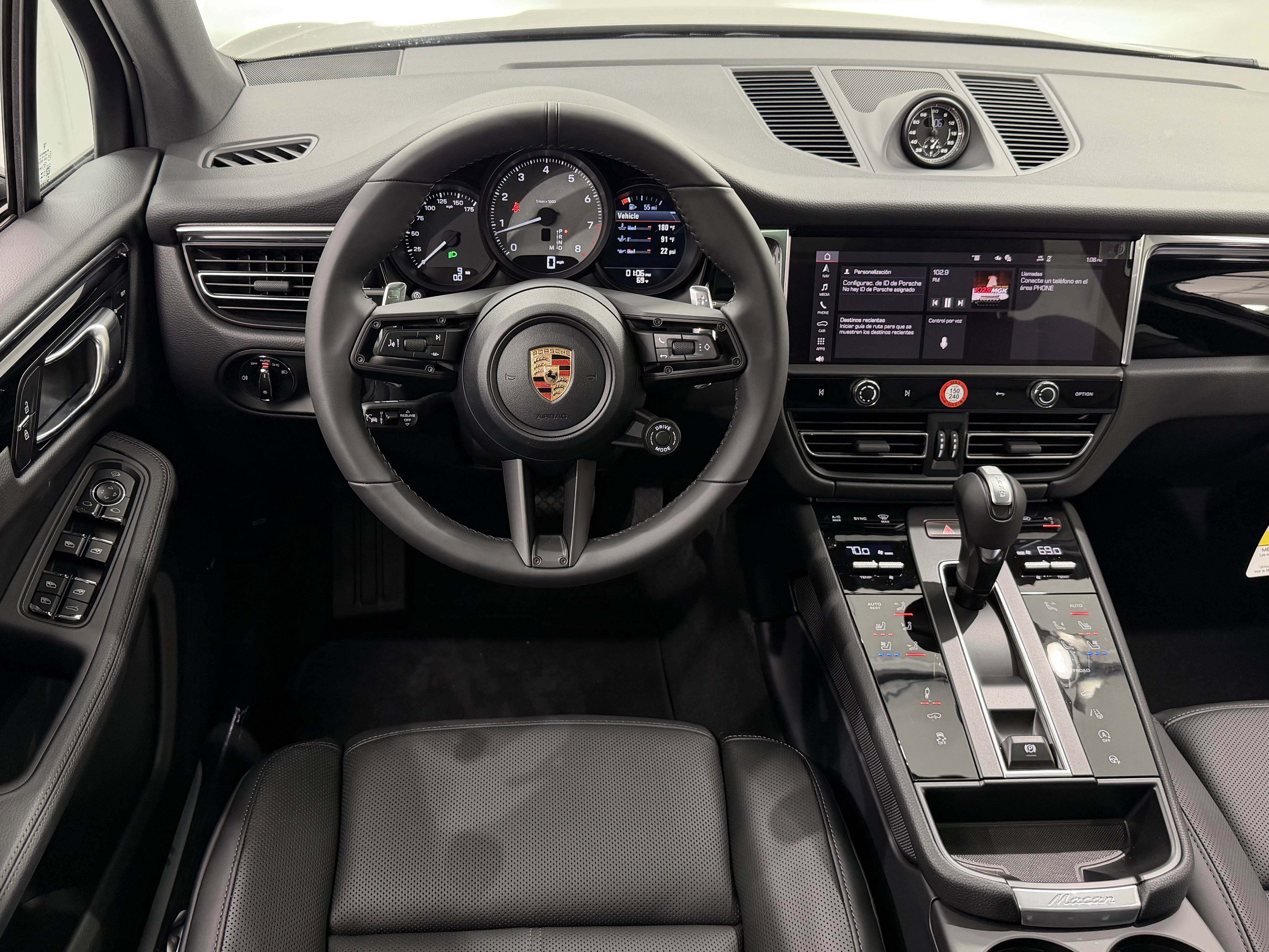 New 2026 Porsche Macan S image 25