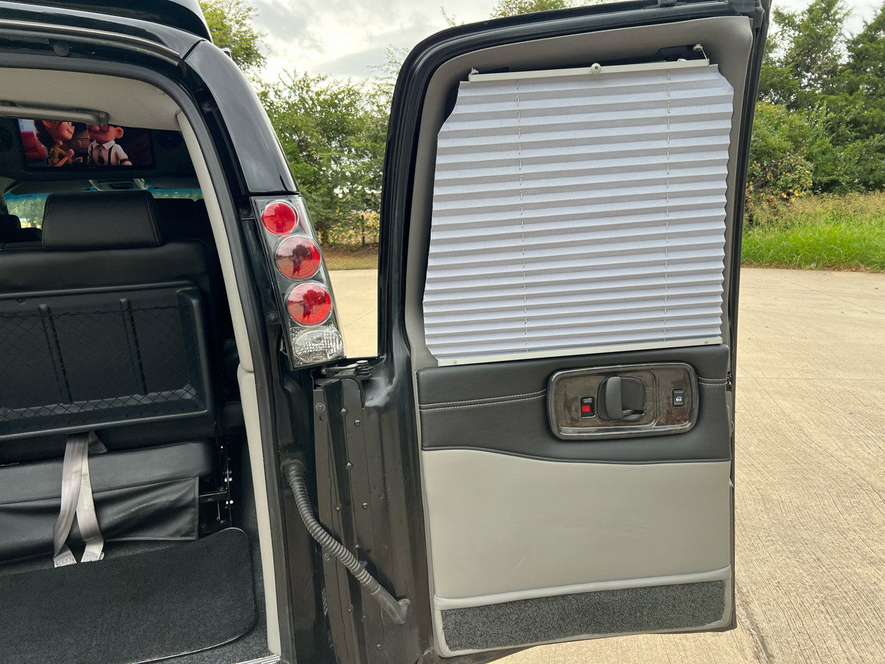 Used 2018 GMC Savana 3500 image 69