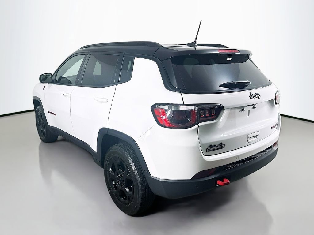 Used 2023 Jeep Compass Trailhawk AWD/4WD image 3