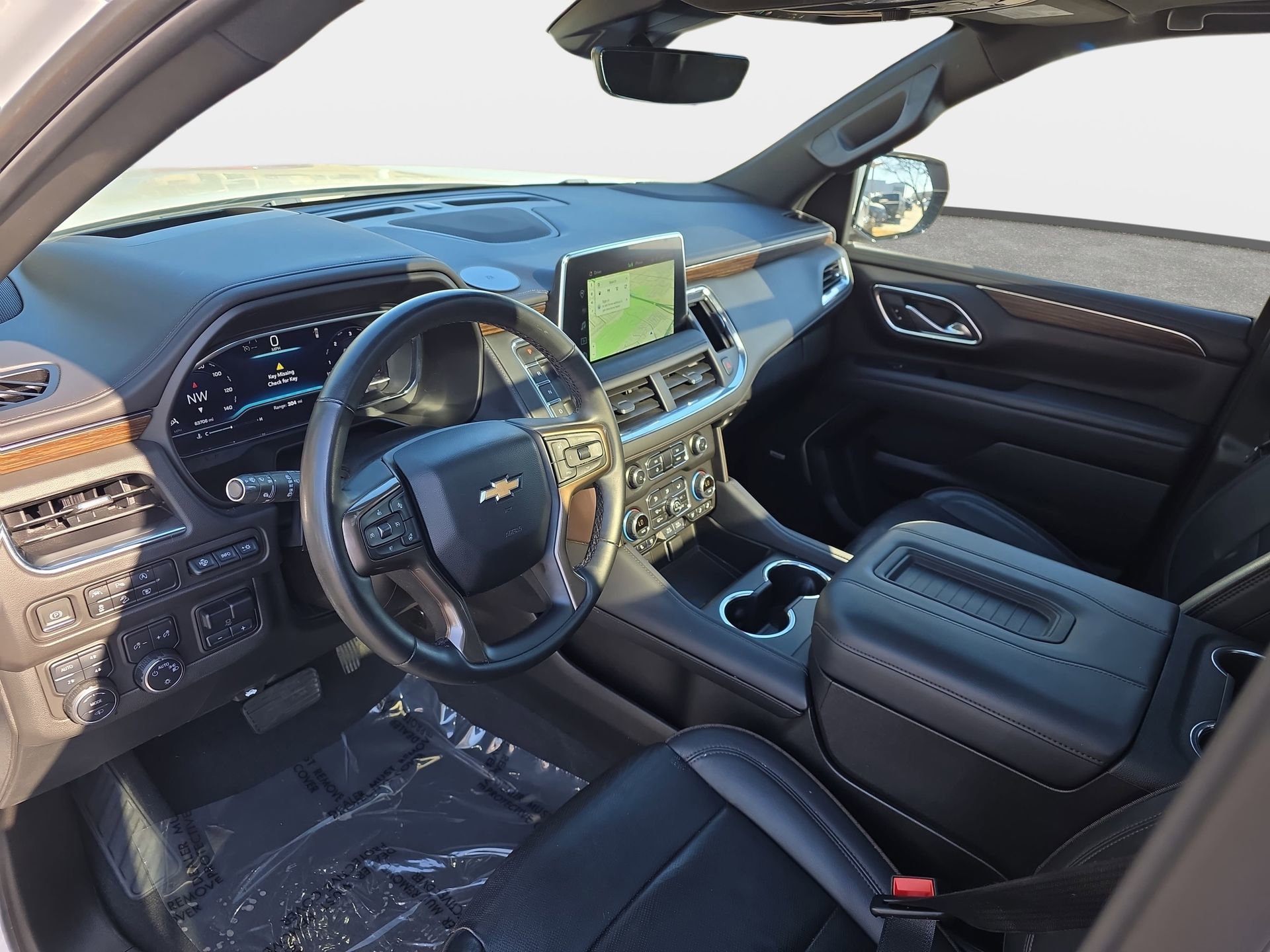 Used 2024 Chevrolet Tahoe High Country image 16
