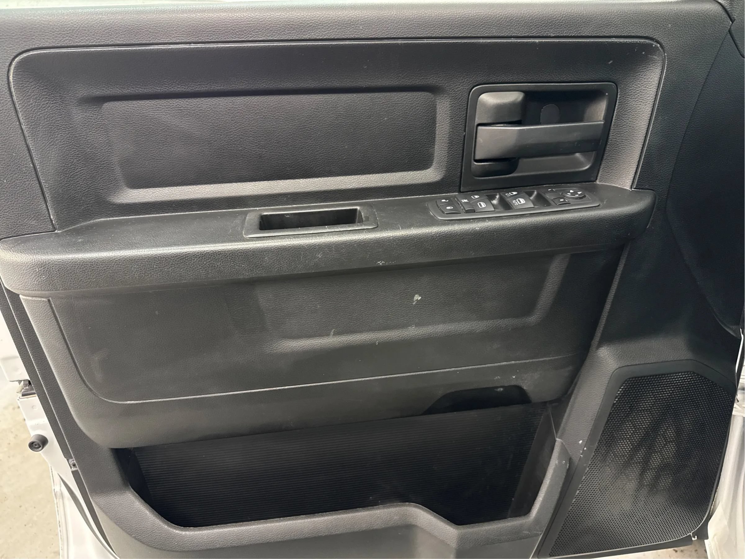 Used 2019 RAM 1500 Express AWD/4WD image 24