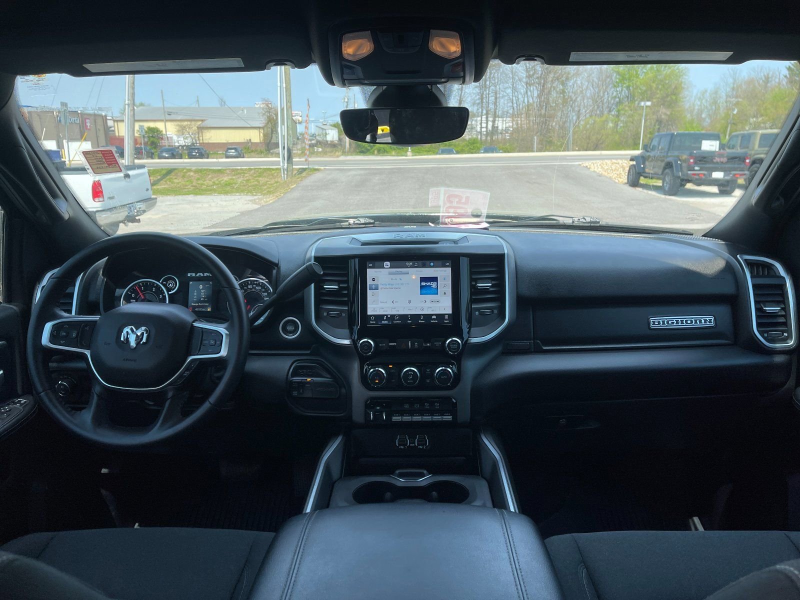 Used 2024 RAM 3500 Big Horn w/ Night Edition image 15