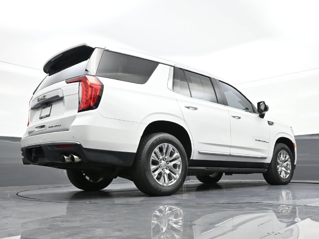 Used 2021 GMC Yukon Denali w/ Advanced Technology Package AWD/4WD image 27
