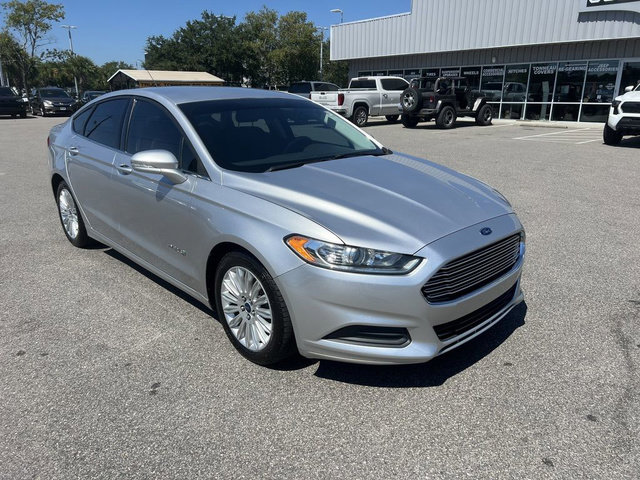 Used 2015 Ford Fusion SE