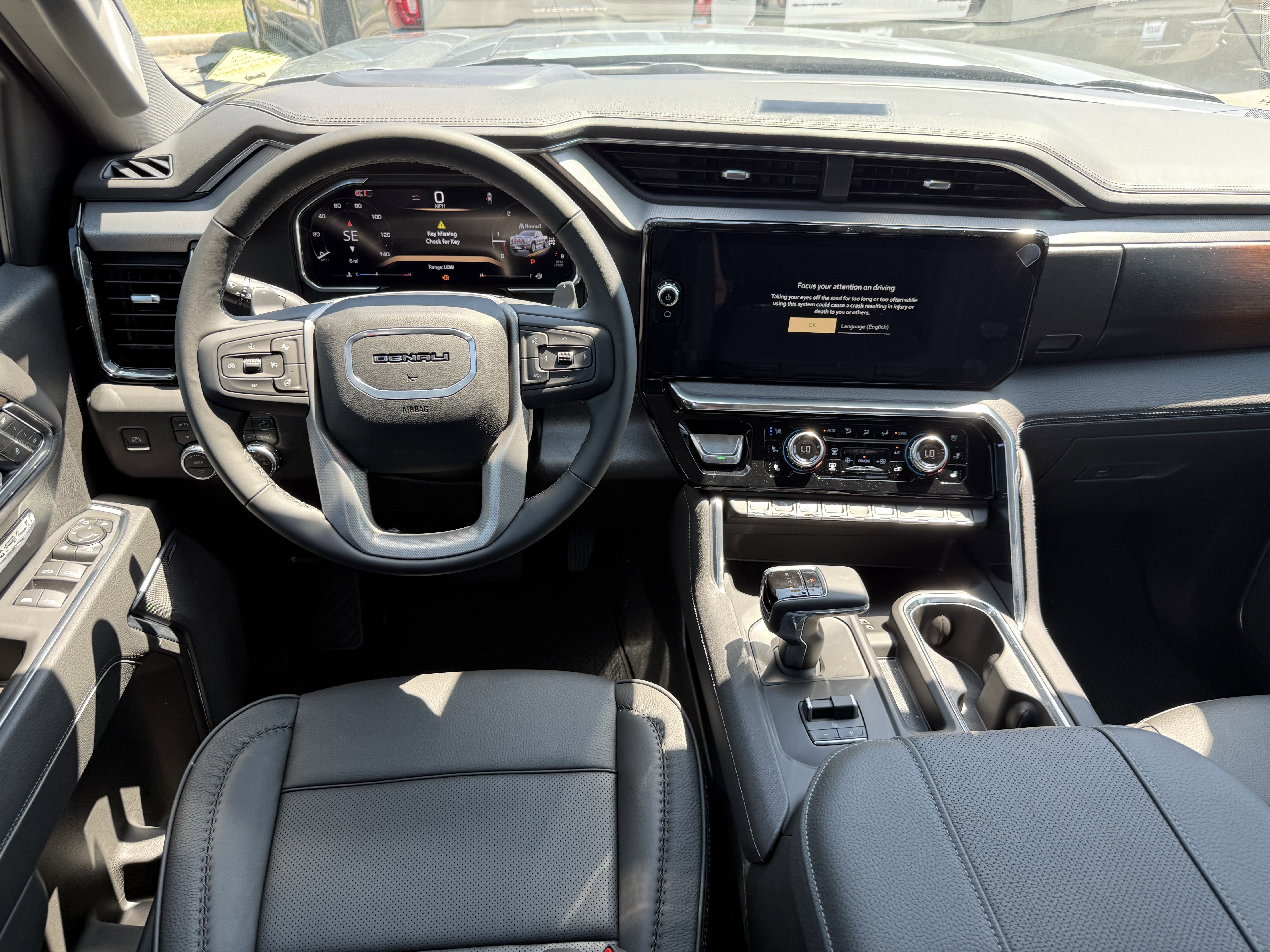 New 2026 GMC Sierra 1500 Denali w/ Denali Reserve Package image 11