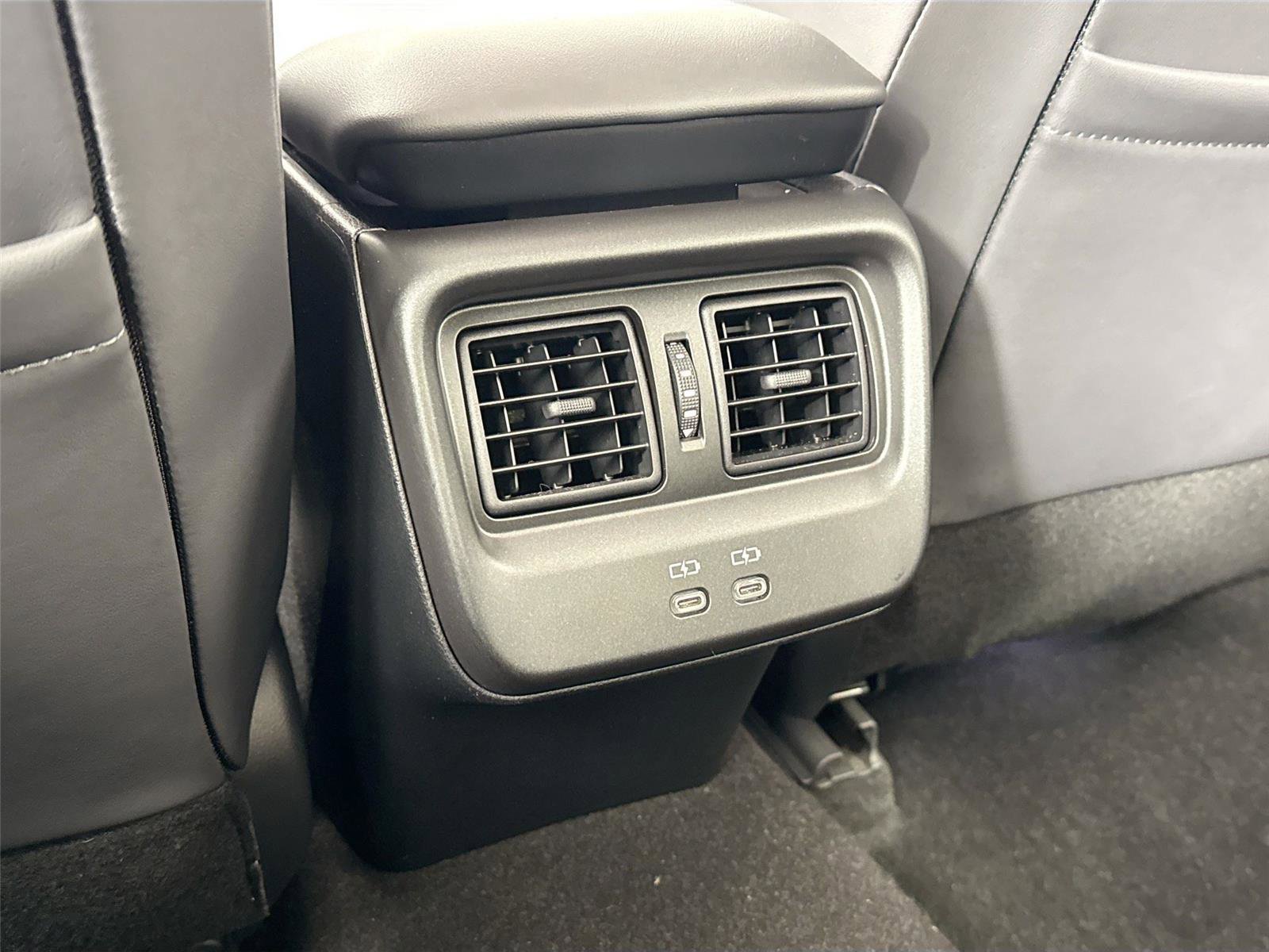 Certified 2023 Toyota Crown Limited image 38