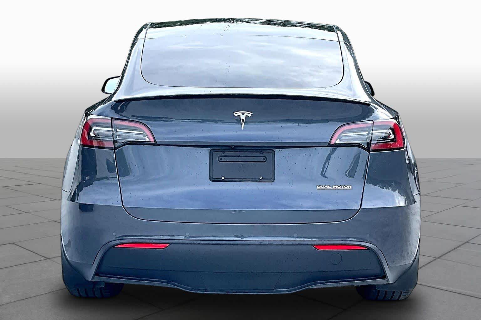 Used 2022 Tesla Model Y Performance AWD/4WD image 4