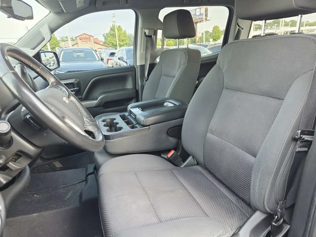Used 2018 Chevrolet Silverado 1500 LT w/ All Star Edition AWD/4WD image 9
