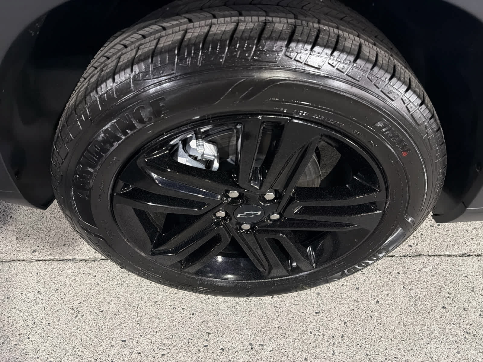 New 2026 Chevrolet Trax ACTIV w/ Sunroof Package FWD image 4