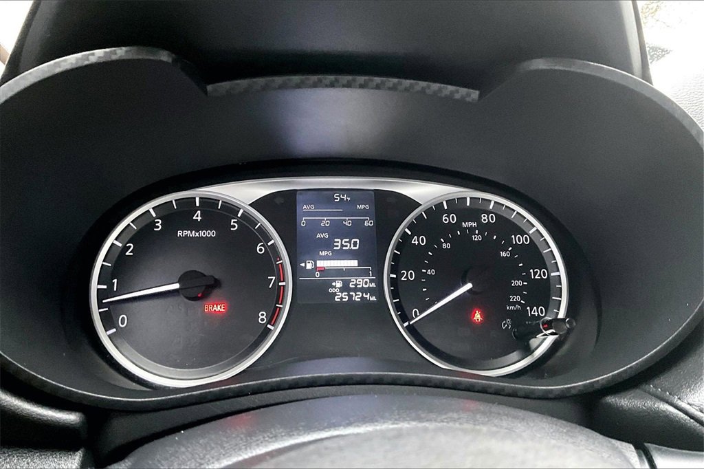 Used 2020 Nissan Versa S video 2