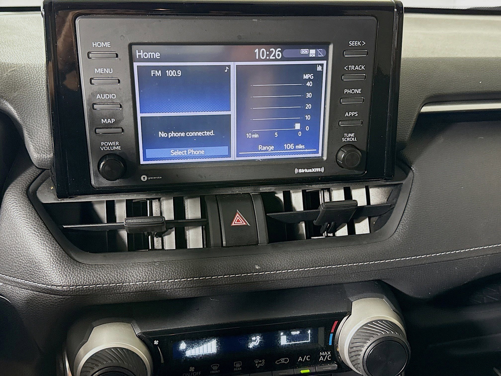 Used 2020 Toyota RAV4 LE image 18