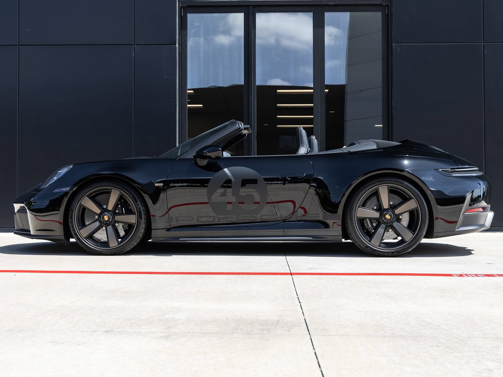 Certified 2026 Porsche 911 Carrera 4 GTS AWD/4WD image 2