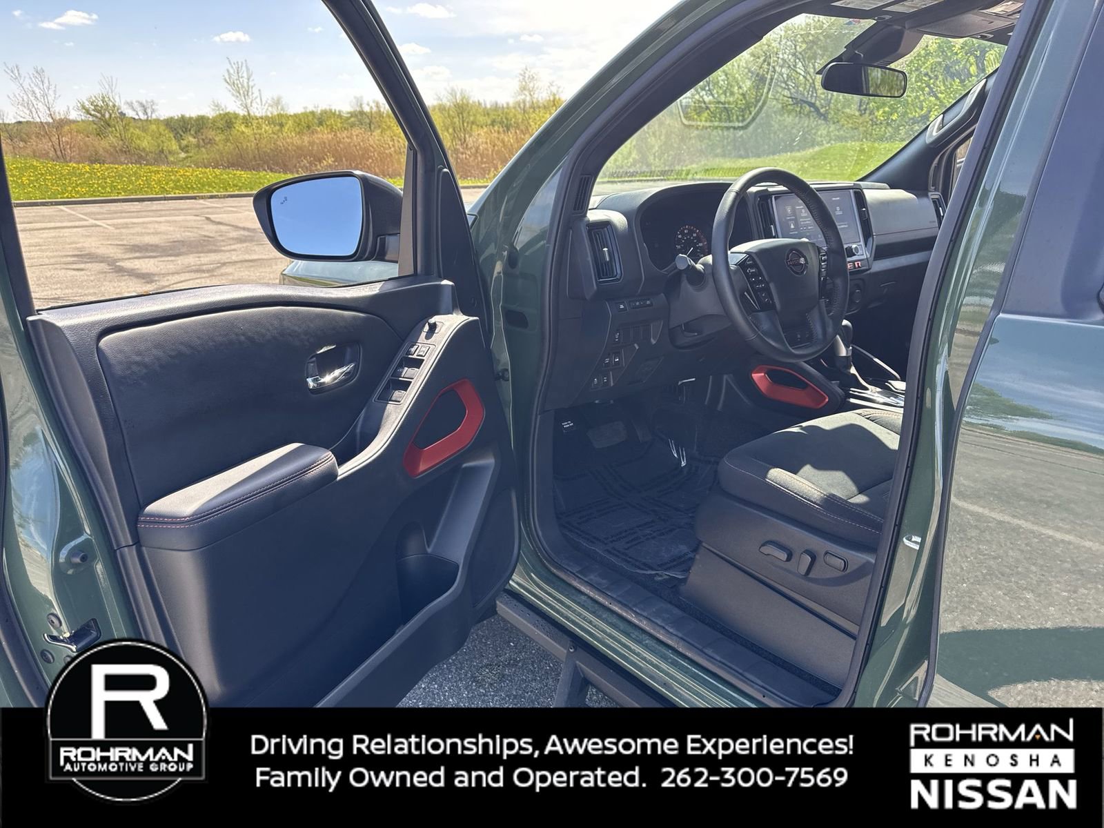 Certified 2025 Nissan Frontier PRO-4X AWD/4WD image 12