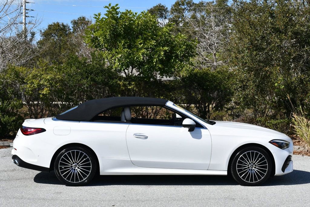 Used 2025 Mercedes-Benz CLE 300 4MATIC Cabriolet image 49