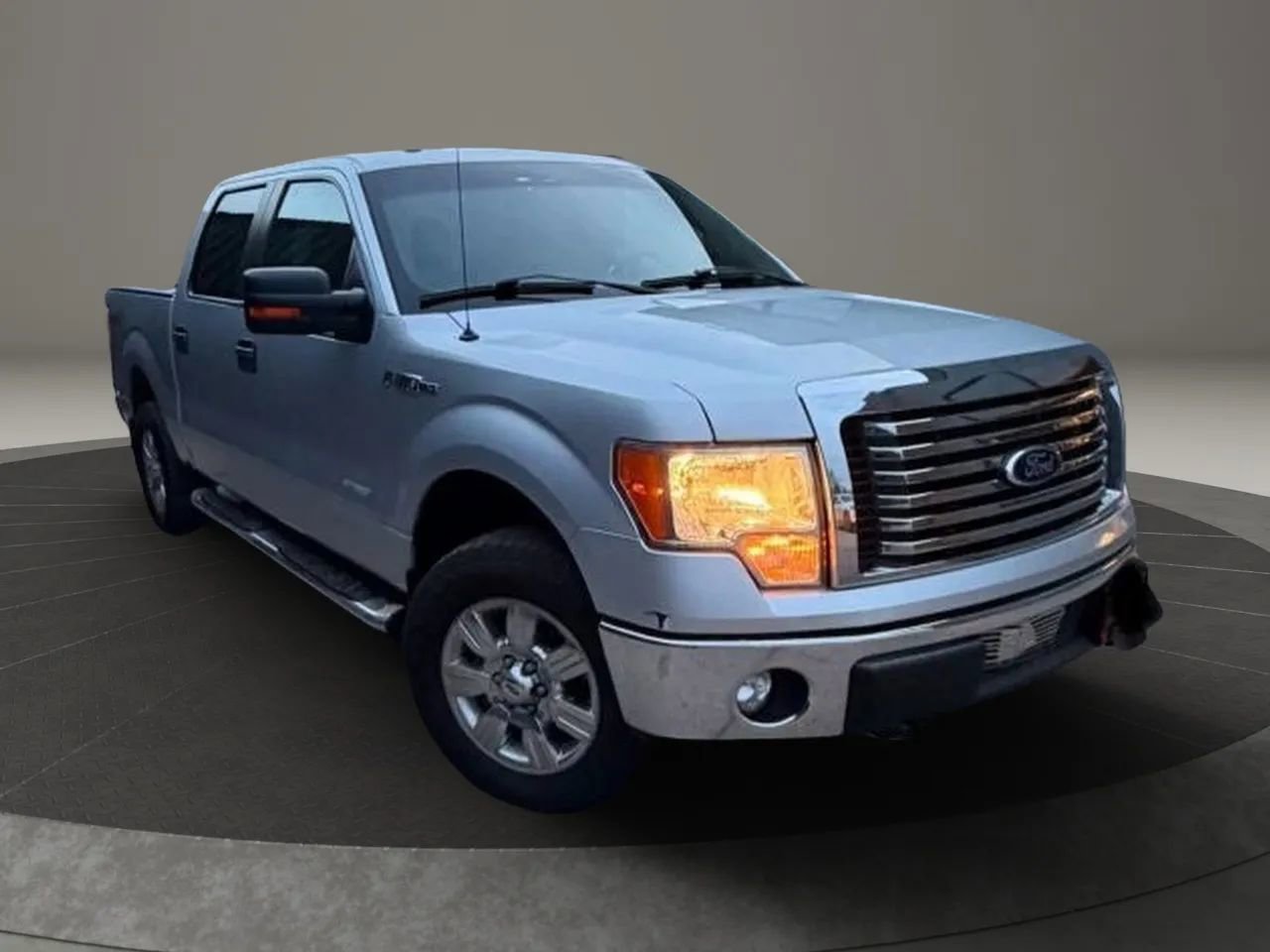 Used 2012 Ford F150 XLT w/ XLT Chrome Pkg image 3