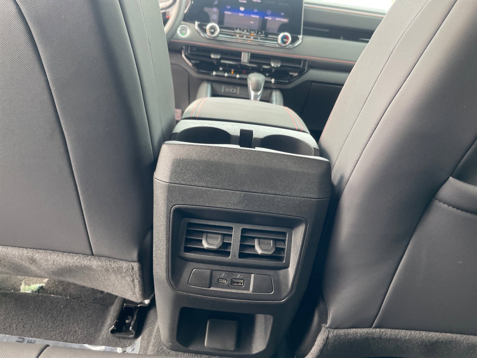 Used 2024 Chevrolet Colorado Z71 image 22