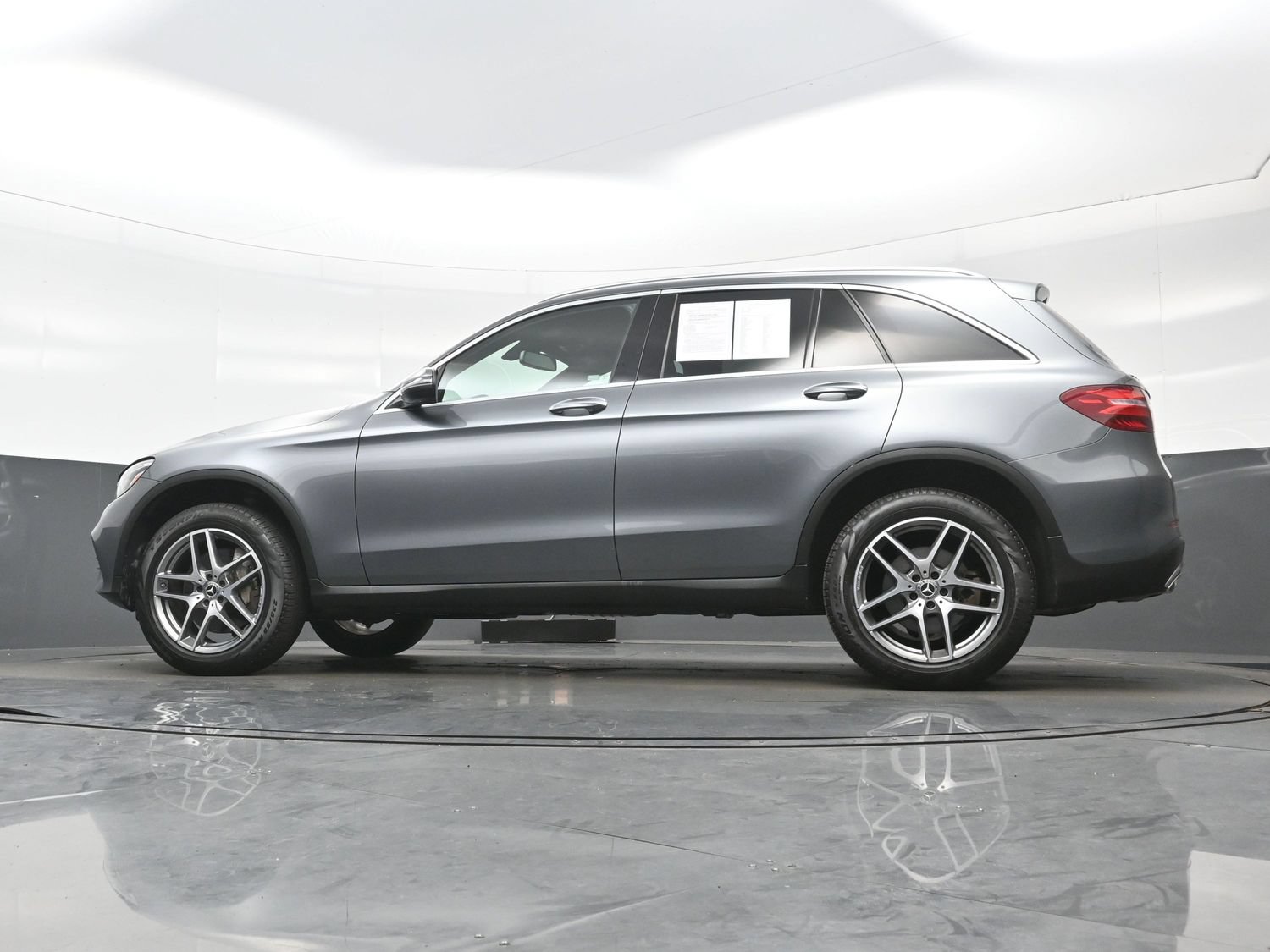 Used 2019 Mercedes-Benz GLC 300 4MATIC image 29