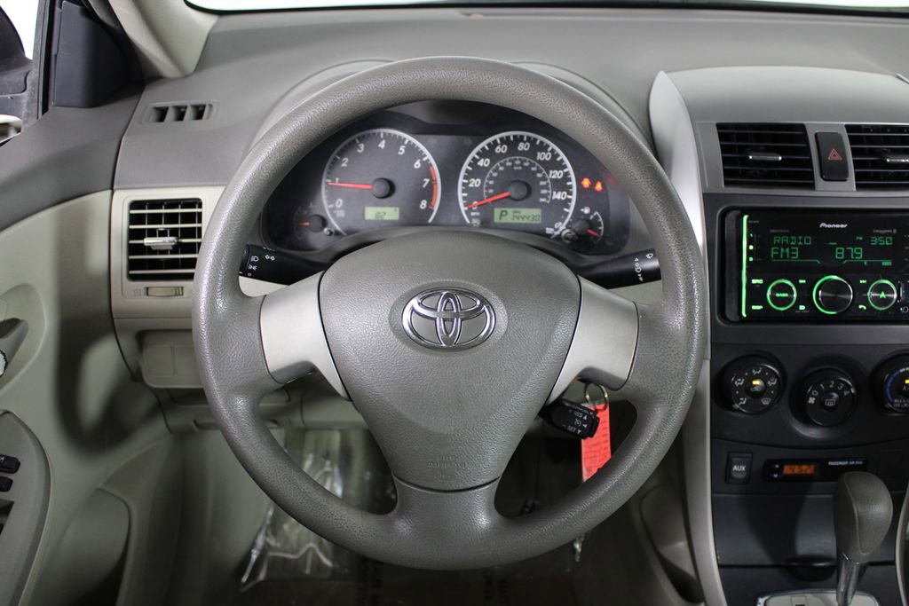 Used 2010 Toyota Corolla LE FWD image 19