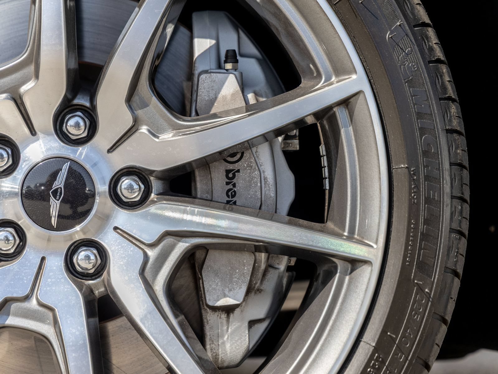 Used 2026 Genesis G70 2.5T Prestige RWD image 6