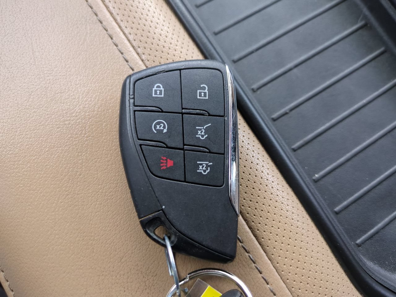 Used 2021 Chevrolet Tahoe Premier AWD/4WD image 29