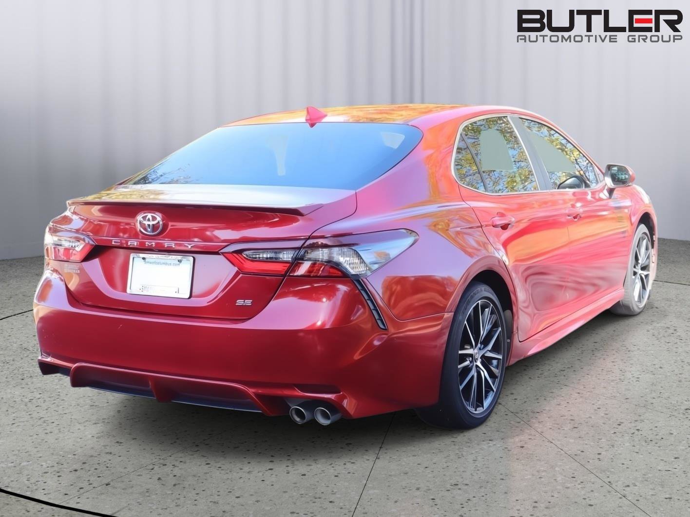 Used 2021 Toyota Camry SE image 7