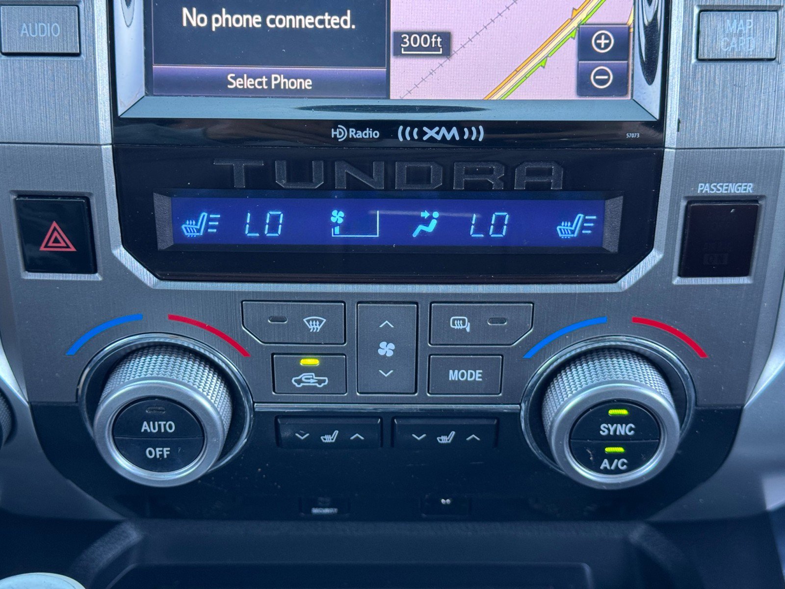 Used 2015 Toyota Tundra Limited w/ Limited Premium Package image 28