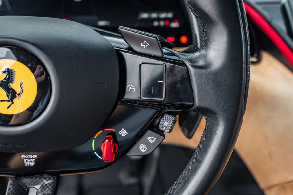 Used 2022 Ferrari Roma RWD image 28