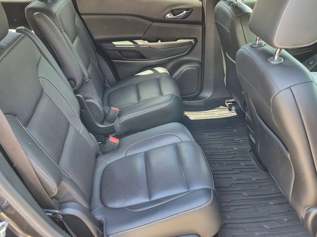 Used 2017 GMC Acadia SLT AWD/4WD image 27