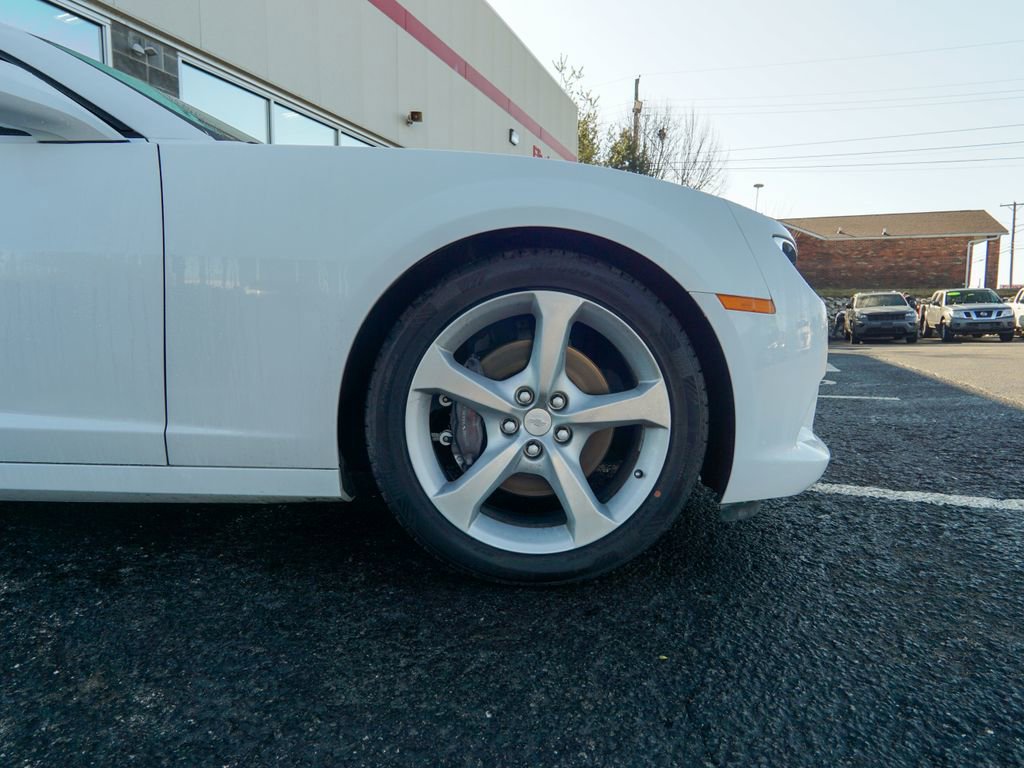 Used 2015 Chevrolet Camaro SS w/ RS Package image 9