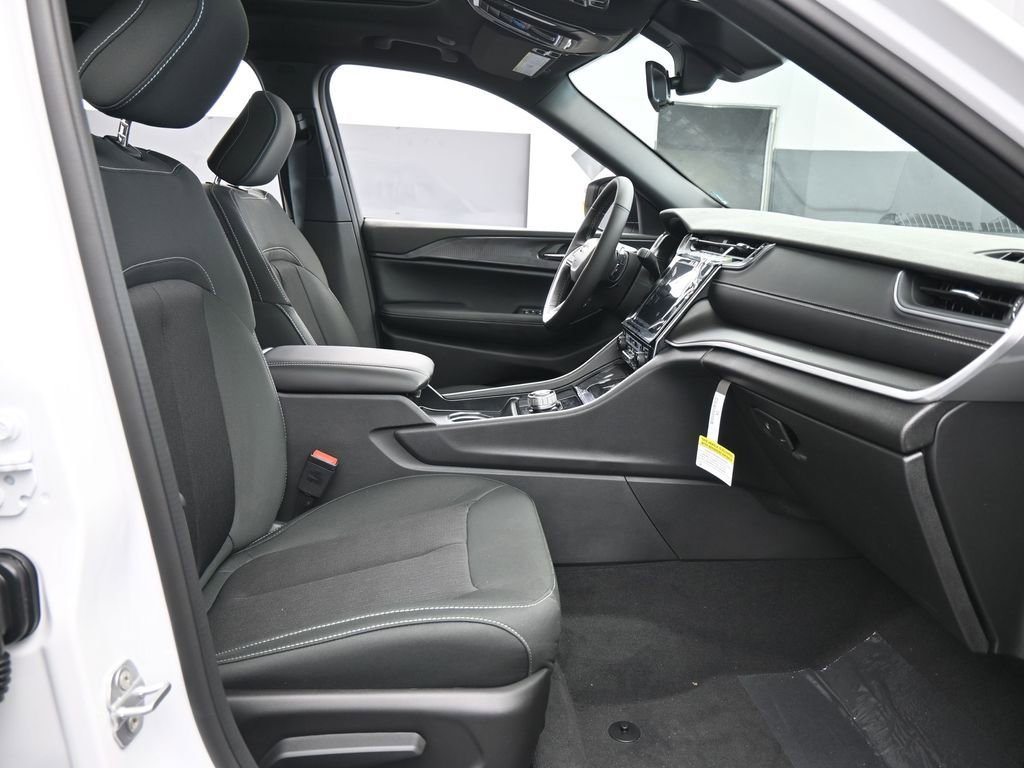 New 2026 Jeep Grand Cherokee Laredo X image 43