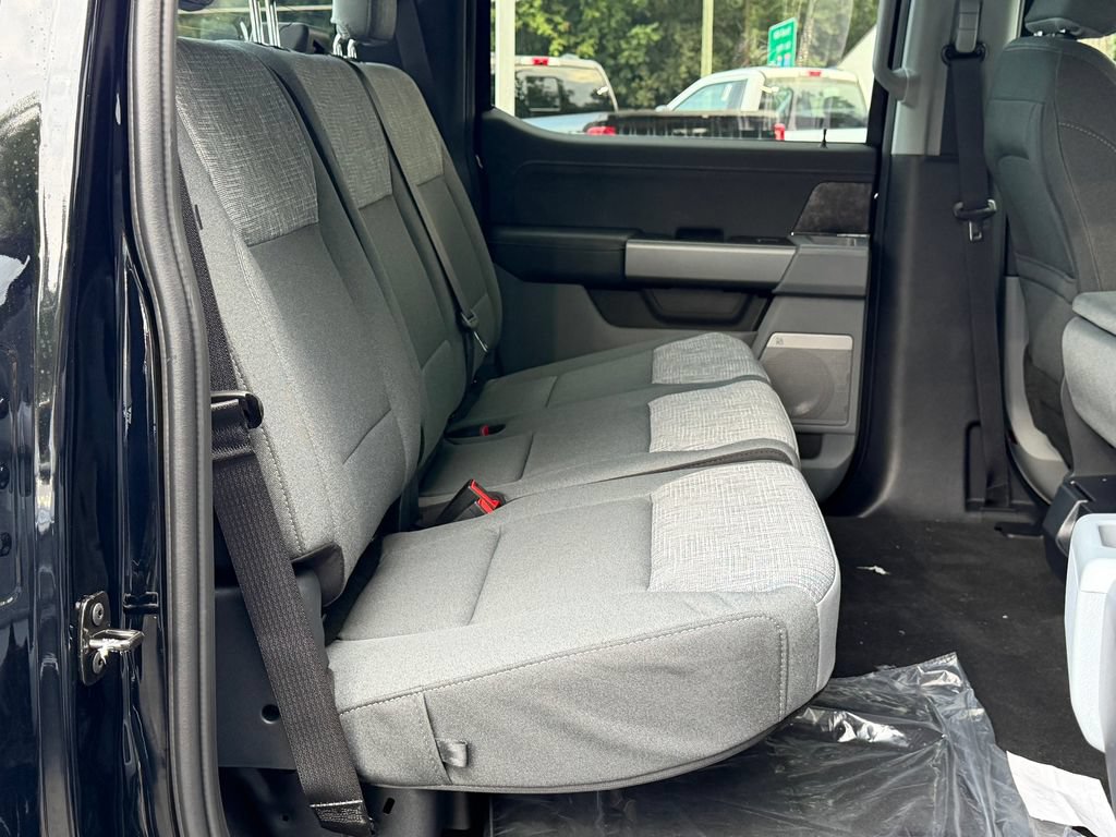 New 2026 Ford F250 XLT w/ XLT Premium Package AWD/4WD image 19