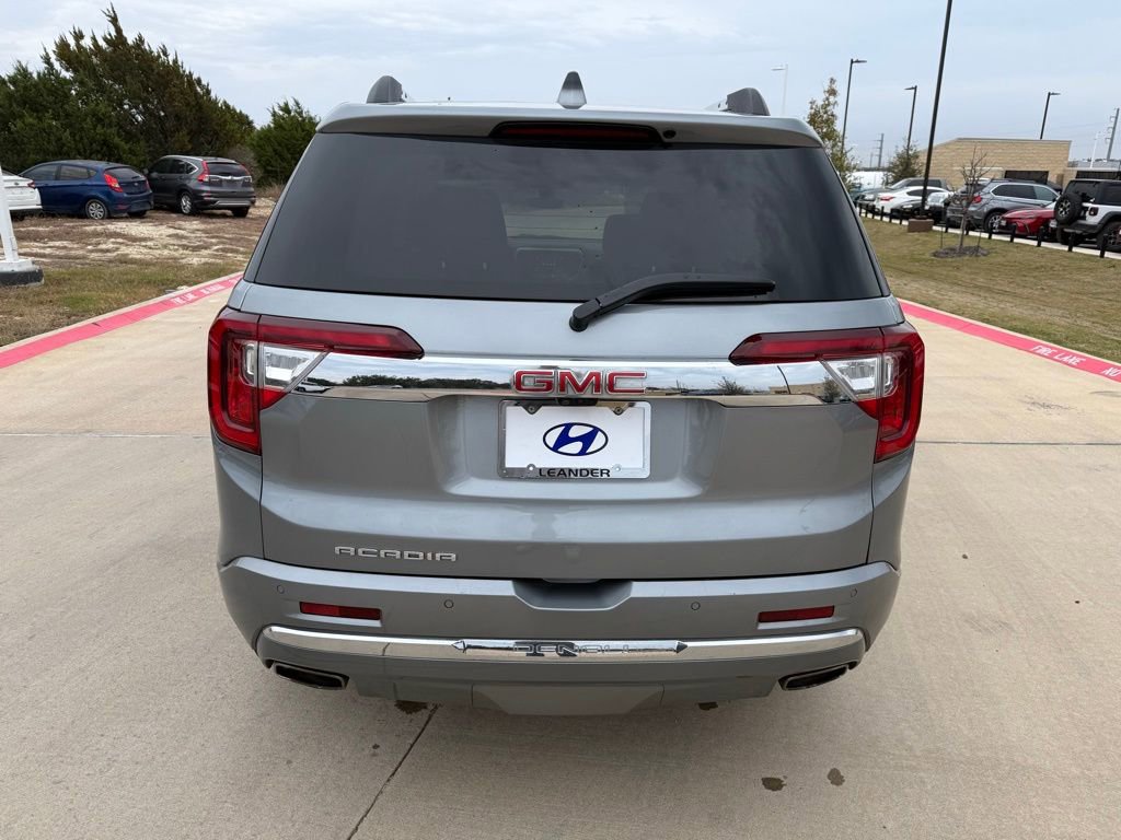 Used 2023 GMC Acadia Denali w/ Denali Ultimate Package image 6