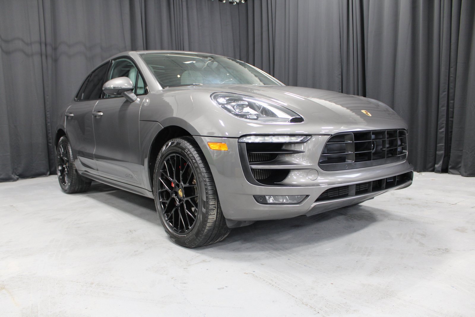 Used 2018 Porsche Macan GTS image 13