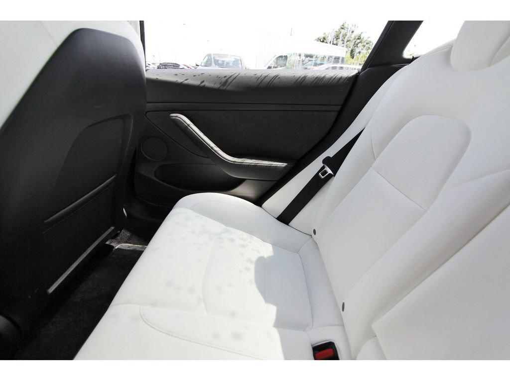 Used 2022 Tesla Model 3 Long Range AWD/4WD image 11