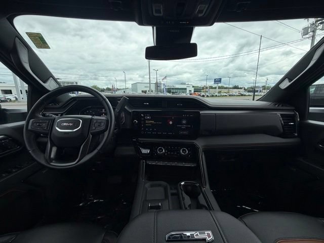 Used 2024 GMC Sierra 2500 AT4 w/ AT4 Preferred Package AWD/4WD image 17