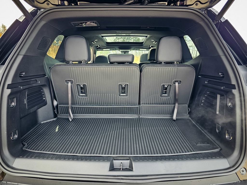 New 2026 GMC Acadia AT4 image 35