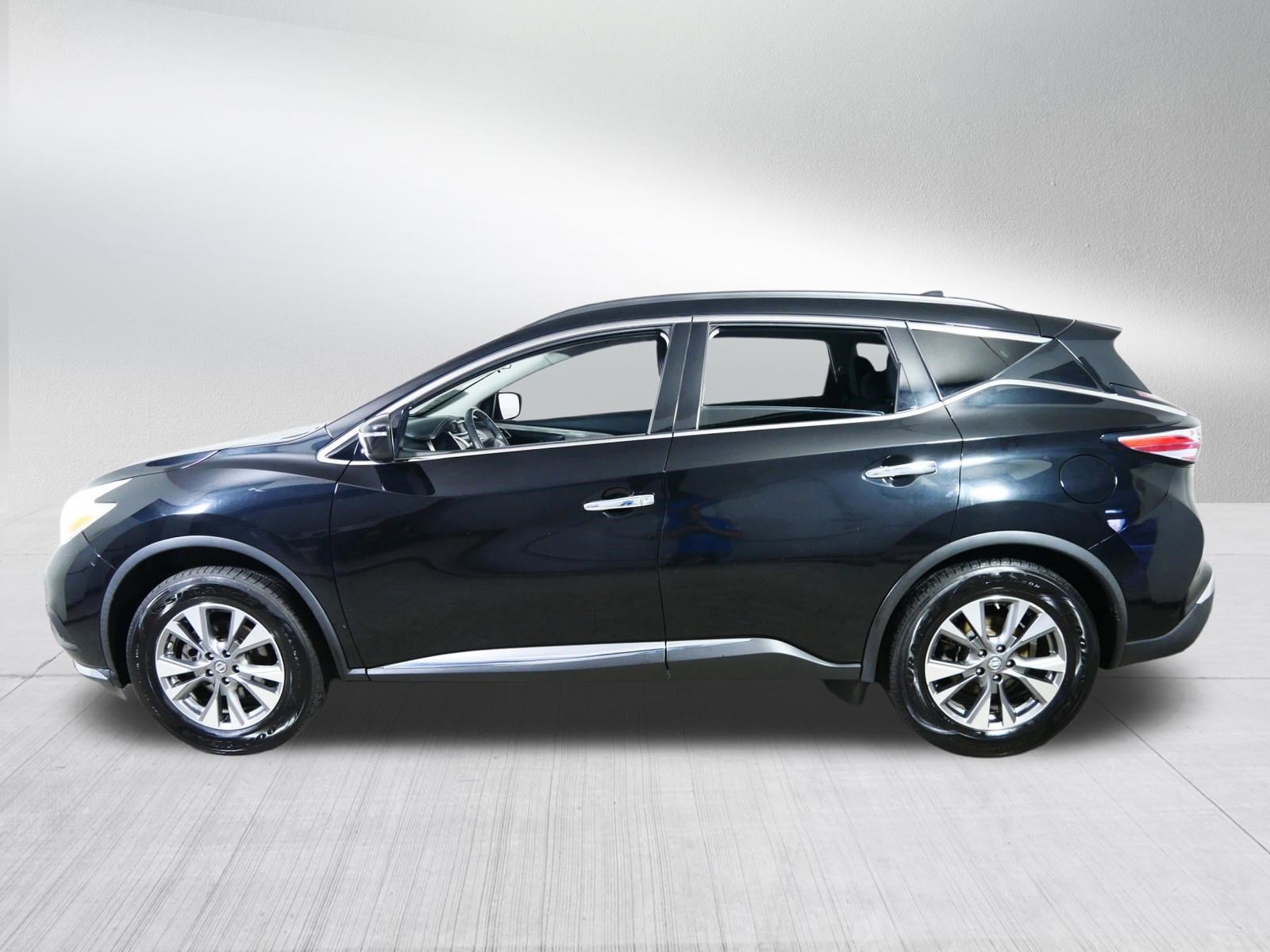 Used 2017 Nissan Murano SV image 4
