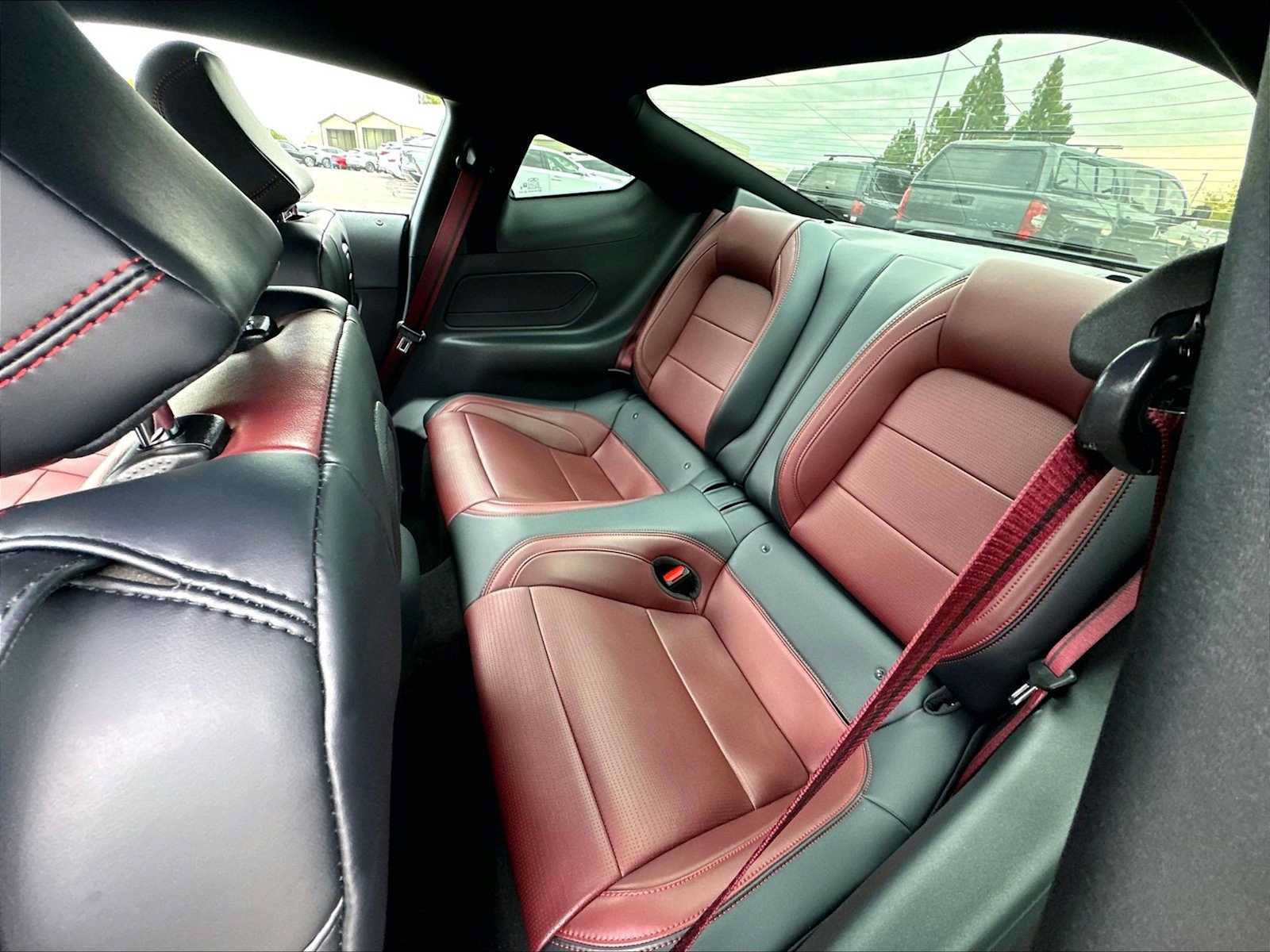 Used 2025 Ford Mustang GT Premium w/ GT Performance Package RWD image 26