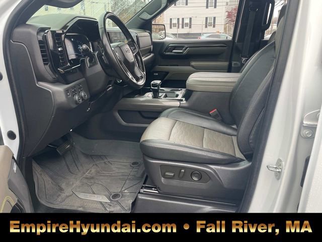 Used 2023 Chevrolet Silverado 1500 ZR2 image 21