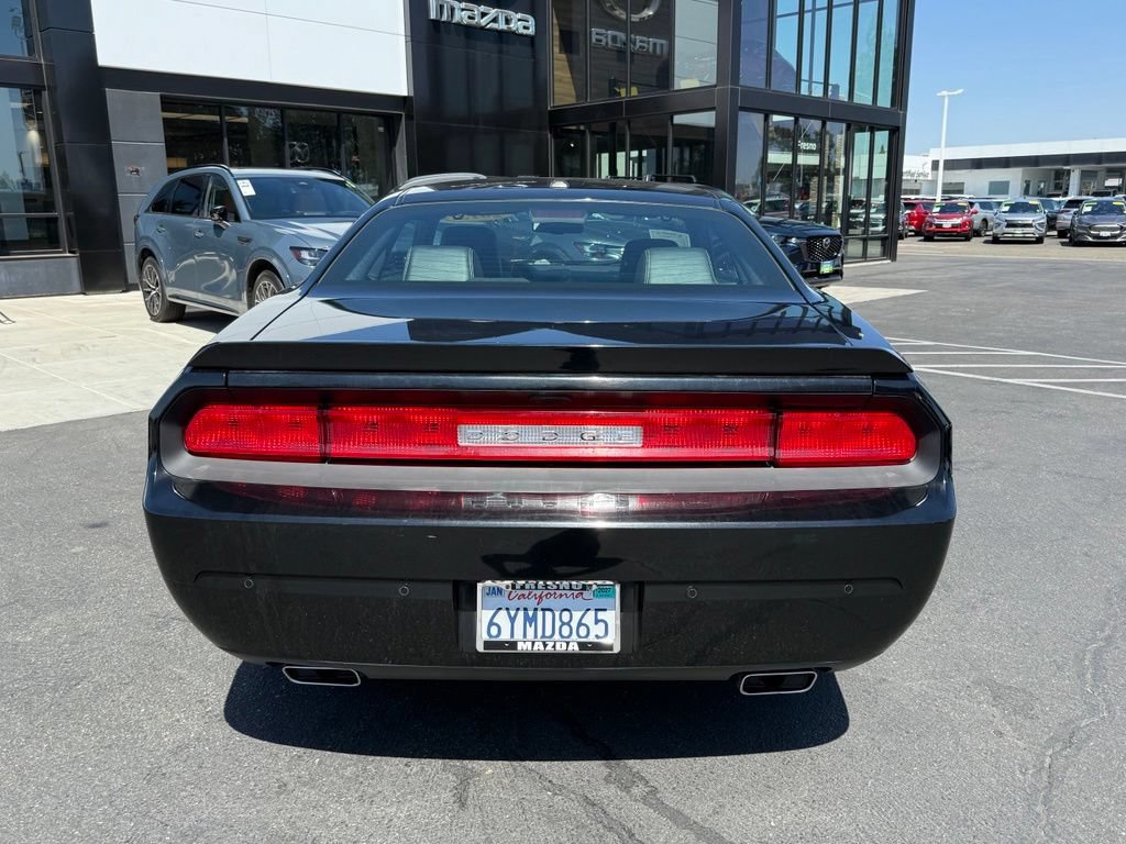 Used 2013 Dodge Challenger SXT Plus RWD image 9