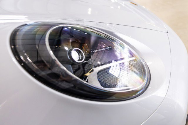 Used 2024 Porsche 911 Targa 4S w/ Premium Package image 35