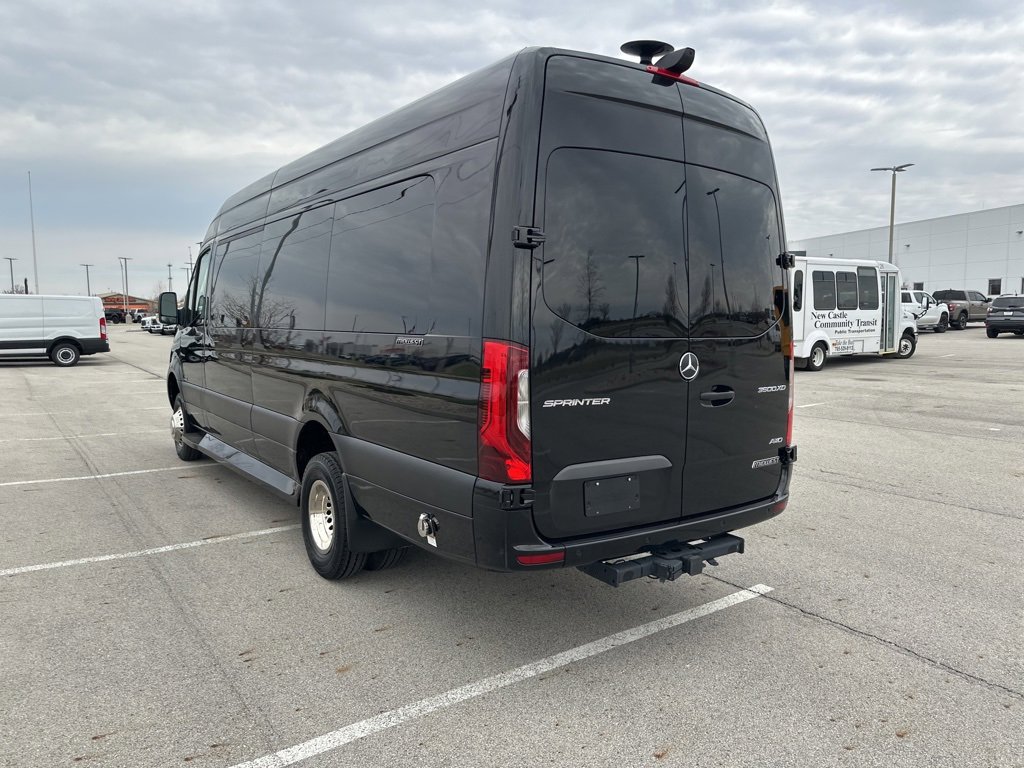 Used 2023 Mercedes-Benz Sprinter 3500 image 18