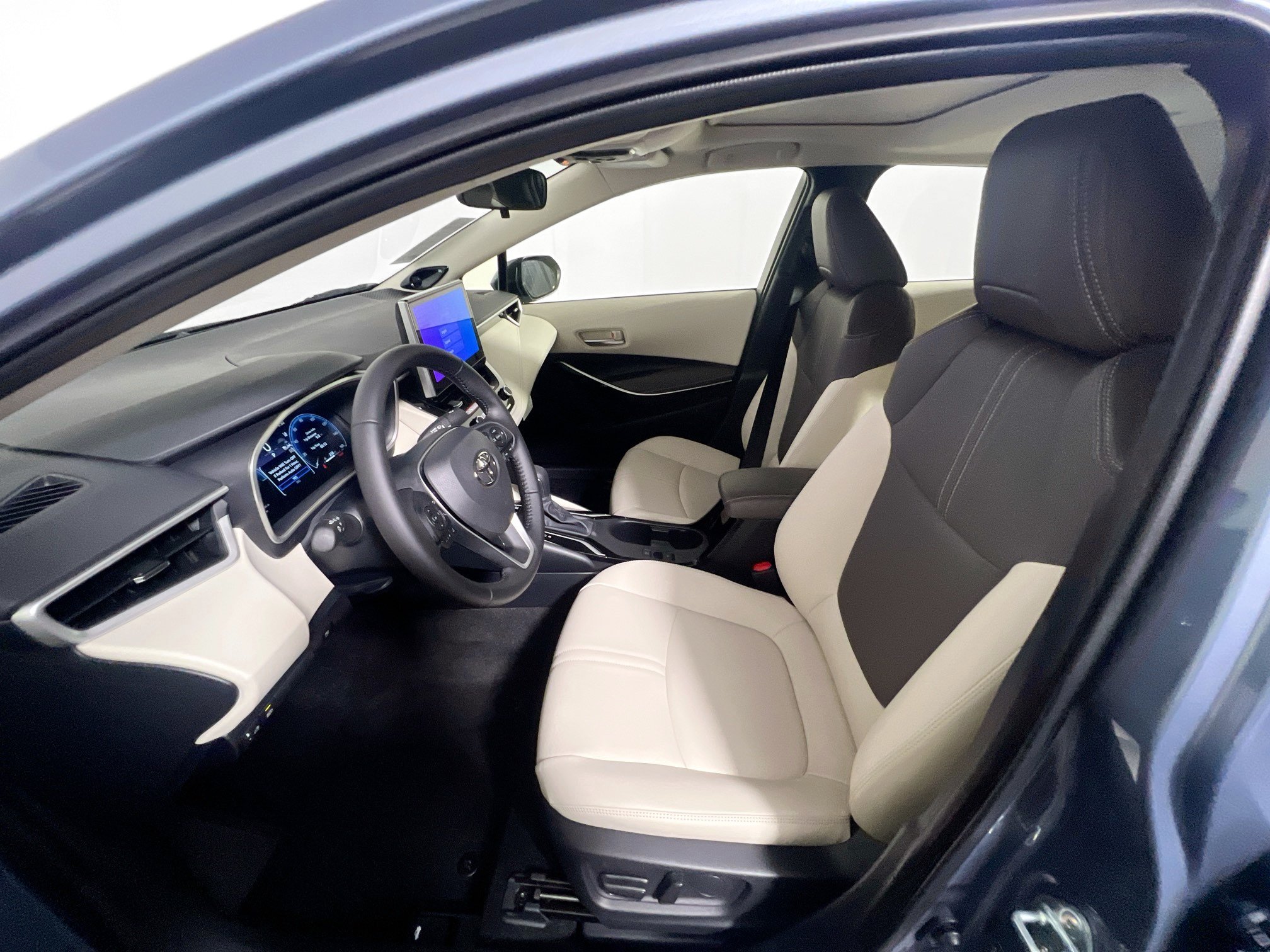 New 2026 Toyota Corolla XLE FWD image 14