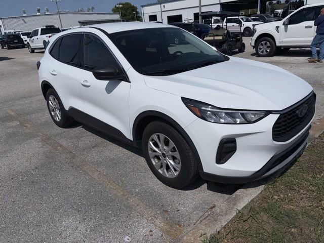 Used 2024 Ford Escape Active image 3