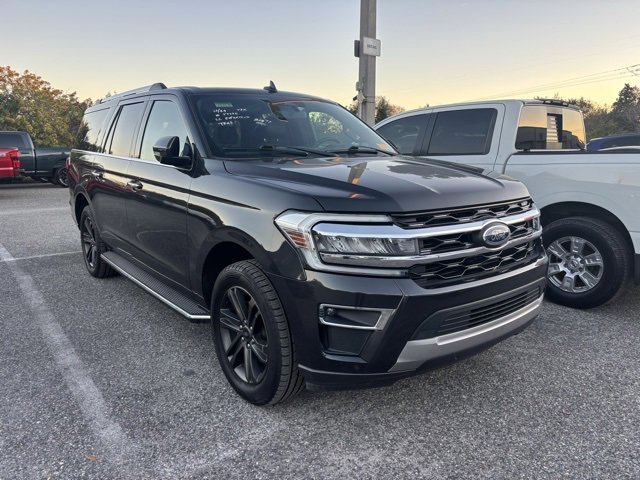Used 2022 Ford Expedition Max Limited image 2
