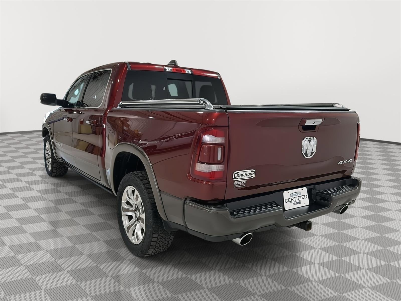 Used 2019 RAM 1500 Limited AWD/4WD image 3