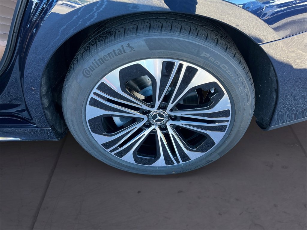 New 2026 Mercedes-Benz E 350 4MATIC Sedan image 9