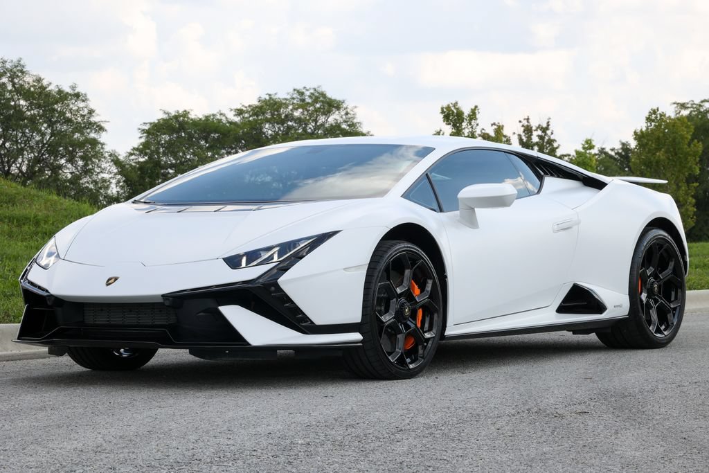 Used 2024 Lamborghini Huracan Tecnica RWD image 28