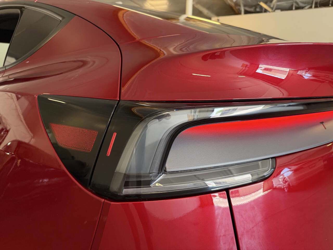 Used 2026 Tesla Model Y 2WD image 38