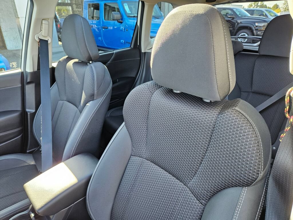 Used 2024 Subaru Forester Premium AWD/4WD image 18